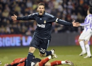 PG世界杯2026-绿茵之外，当乌克兰对阵埃及成为和平的隐喻，蒂亚戈刷新纪录背后的团结之光