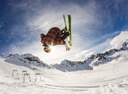 PG平台-辽篮完胜广东，德罗赞年度焦点战封神，一场定义赛季的统治级表演