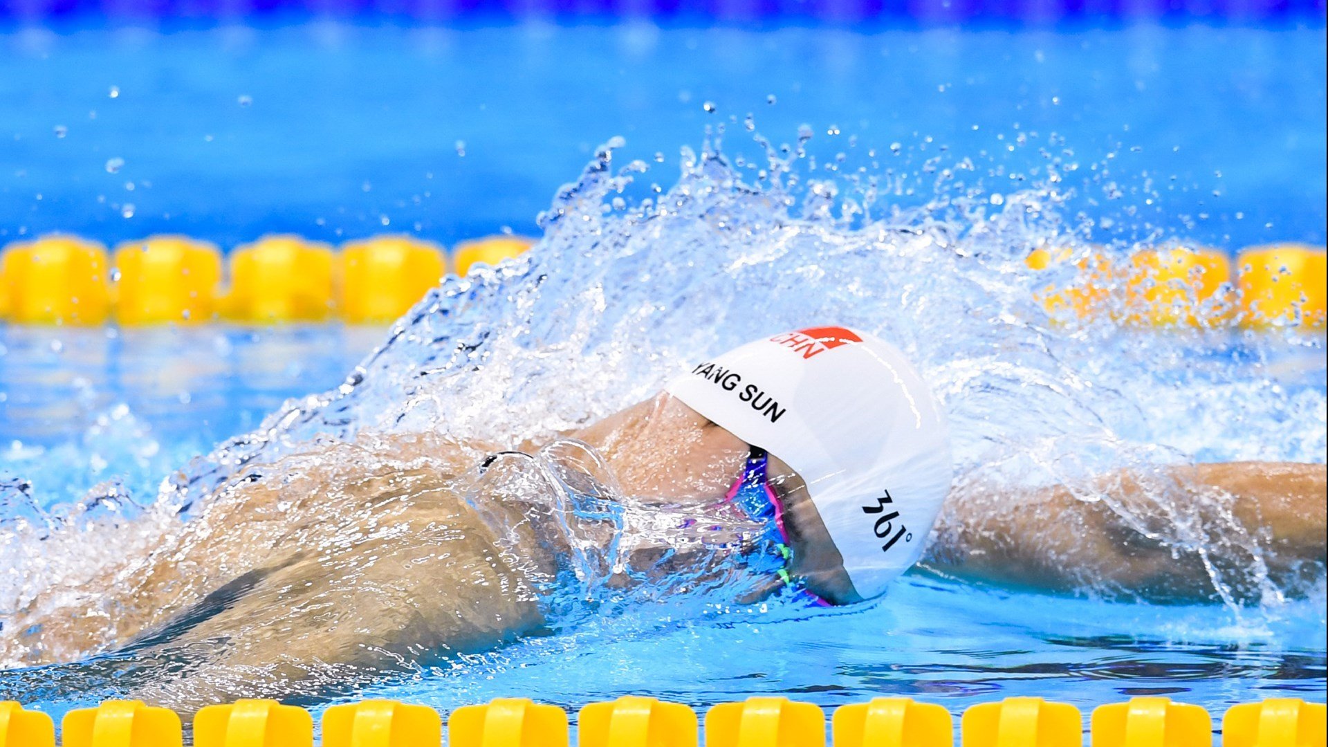 阿克风暴,巴拉圭险胜洪都拉斯,新星在美加墨世界杯接管比赛