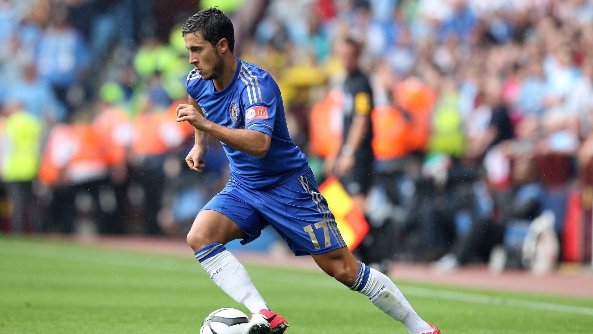 北欧风暴席卷地中海，莱万一剑封喉，瑞典力克马赛的战术启示录